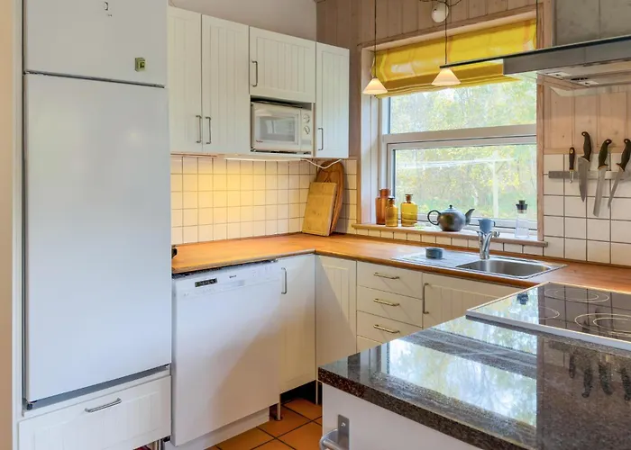 2 Bedroom Pet Friendly In